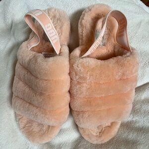 Ugg Fluff Yeah 10 EUC Peach